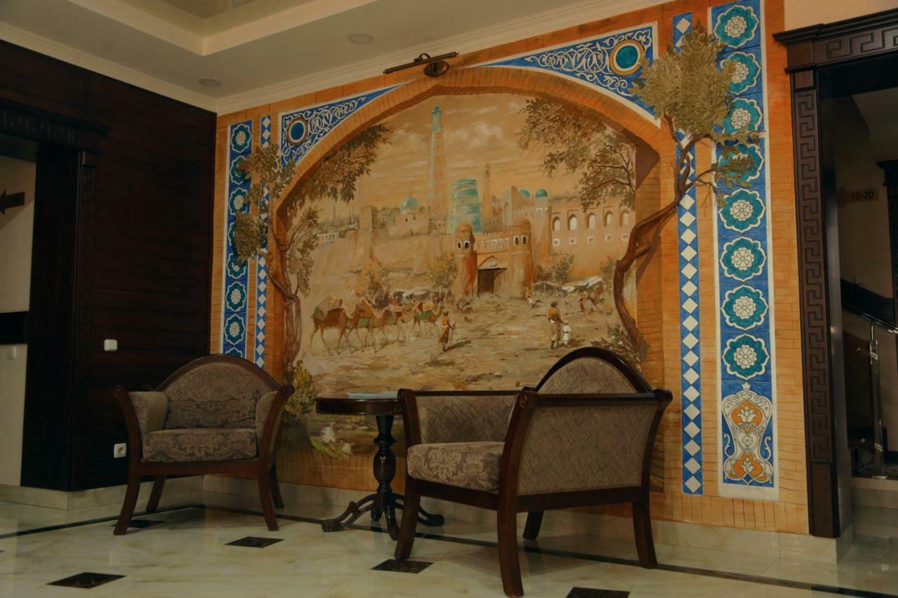 Bravolyuks Hotel Urgench Esterno foto